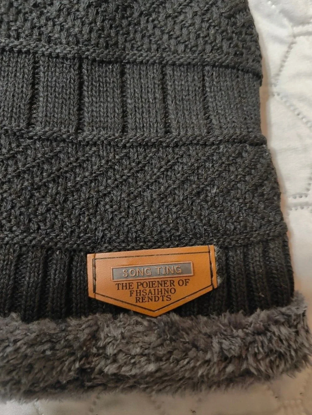 Song Ting Boys Beanie Hat And Scarf Set